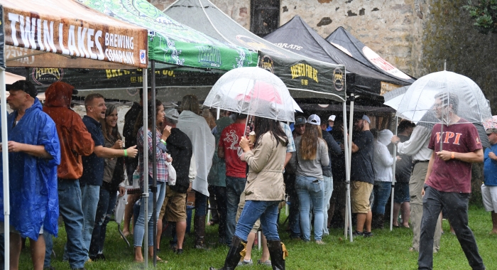Dedicated Fans Undeterred by Rain at 5th annual Historic Odessa Brewfest