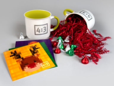 4x3 mugs displayed with Hersey Kisses and pixel thank you cards